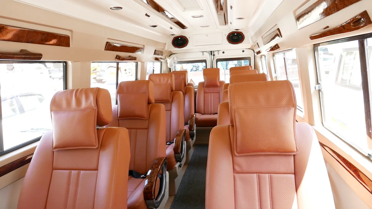 9 Seater Tempo Traveller on Rent in Delhi NCR